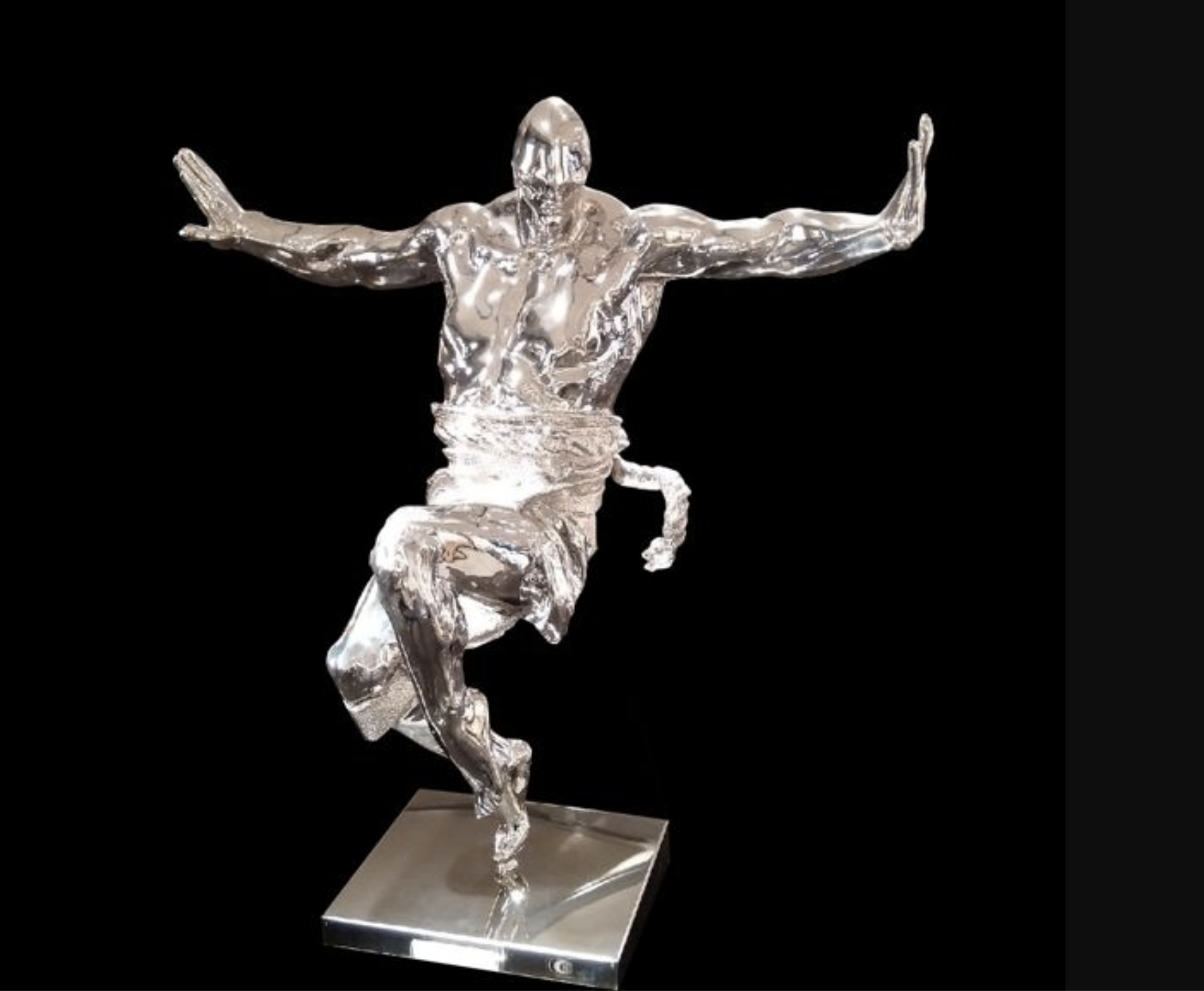 Skybreaker 破空者 78 x 35 x80cm Stainless steel